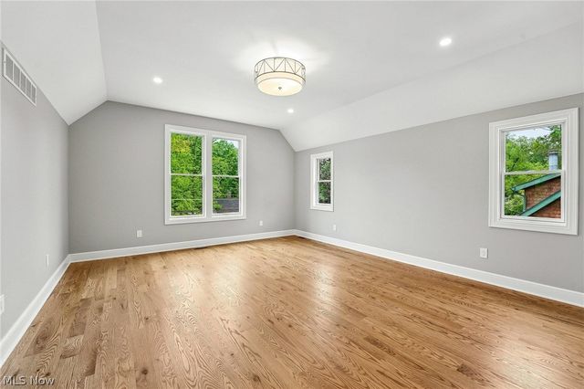 295 S Franklin Street, Chagrin Falls, OH 44022