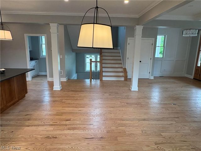 295 S Franklin Street, Chagrin Falls, OH 44022