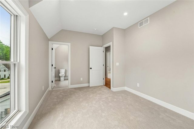 295 S Franklin Street, Chagrin Falls, OH 44022