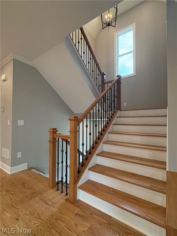 295 S Franklin Street, Chagrin Falls, OH 44022