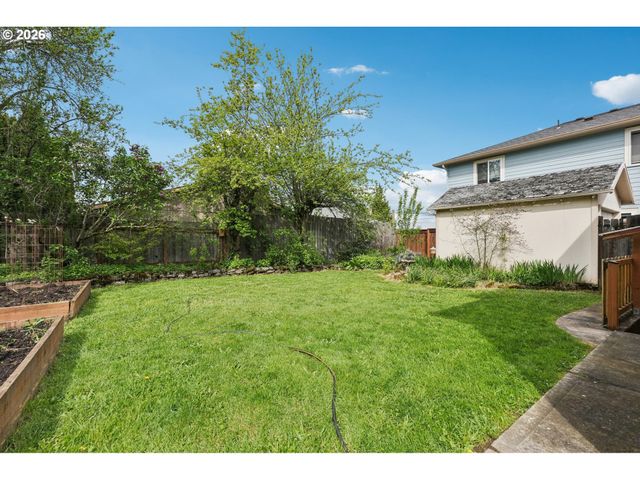 1831 Se INSLEY St, Portland, OR 97202