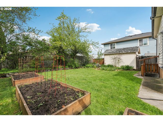 1831 Se INSLEY St, Portland, OR 97202