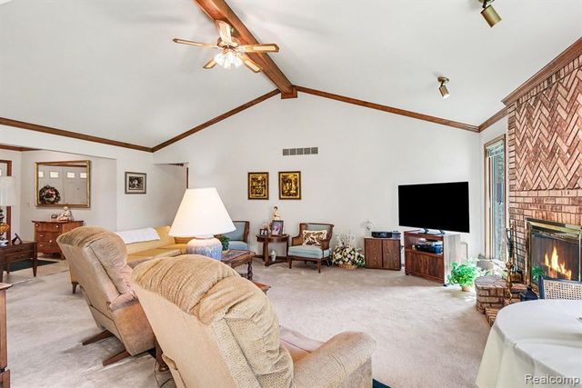 421 Drexelgate Parkway, Rochester Hills, MI 48307