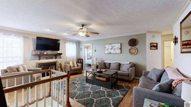 477 Beechwood Dr, Cadiz, KY 42211