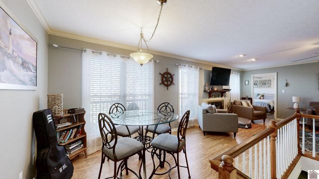 477 Beechwood Dr, Cadiz, KY 42211