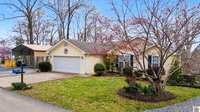477 Beechwood Dr, Cadiz, KY 42211
