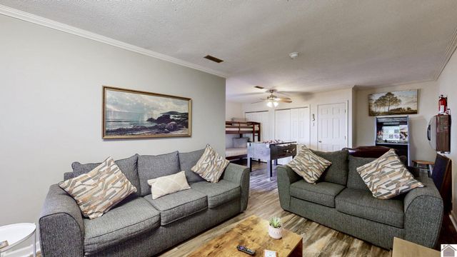 477 Beechwood Dr, Cadiz, KY 42211