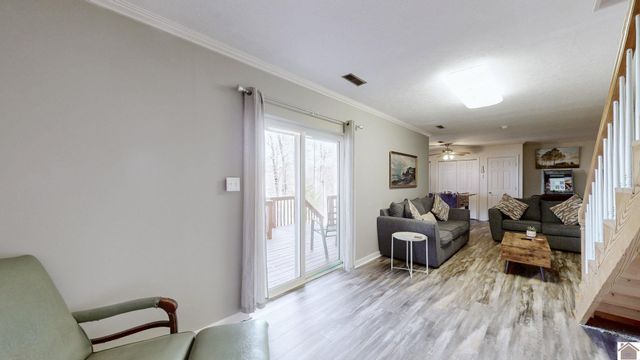 477 Beechwood Dr, Cadiz, KY 42211