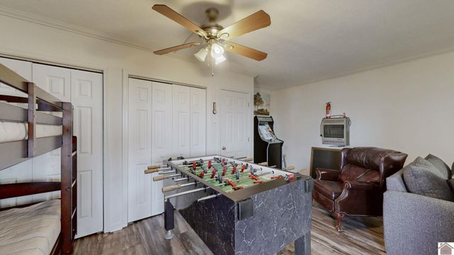 477 Beechwood Dr, Cadiz, KY 42211