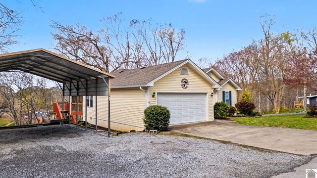 477 Beechwood Dr, Cadiz, KY 42211