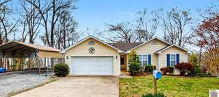 477 Beechwood Dr, Cadiz, KY 42211