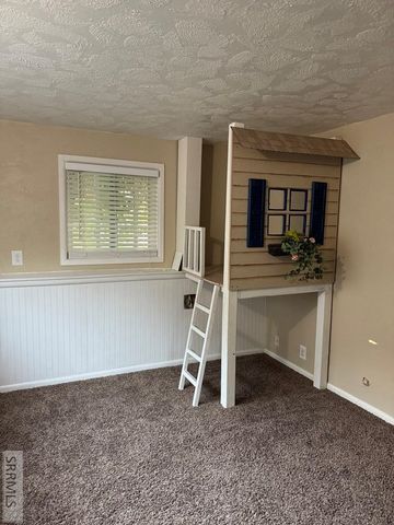 1617 9th Street, Idaho Falls, ID 83401