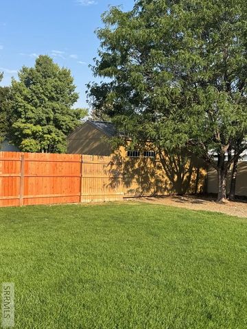 1617 9th Street, Idaho Falls, ID 83401