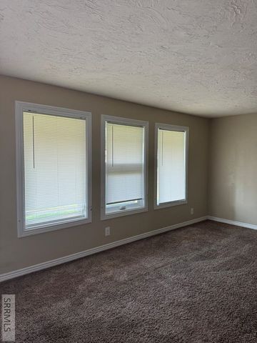 1617 9th Street, Idaho Falls, ID 83401