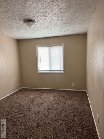 1617 9th Street, Idaho Falls, ID 83401