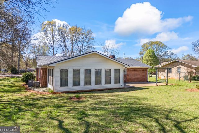 131 Roosevelt Boulevard, Commerce, GA 30529