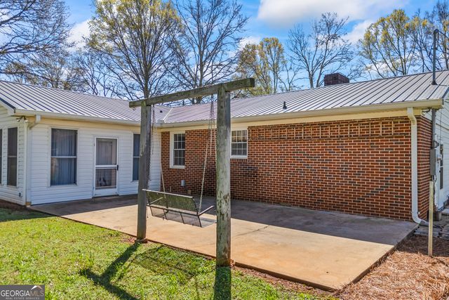 131 Roosevelt Boulevard, Commerce, GA 30529