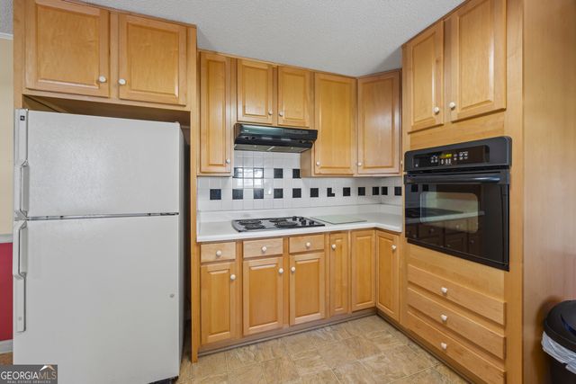 131 Roosevelt Boulevard, Commerce, GA 30529