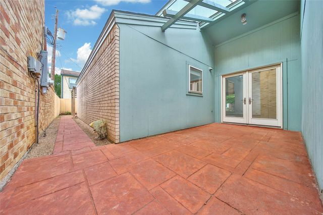 1362 Bullock Lane, Houston, TX 77055