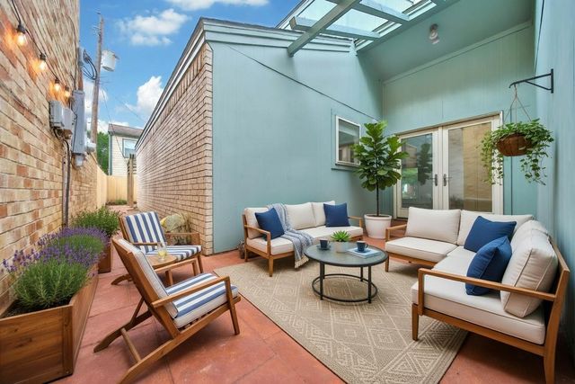 1362 Bullock Lane, Houston, TX 77055