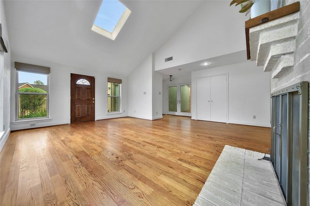 1362 Bullock Lane, Houston, TX 77055