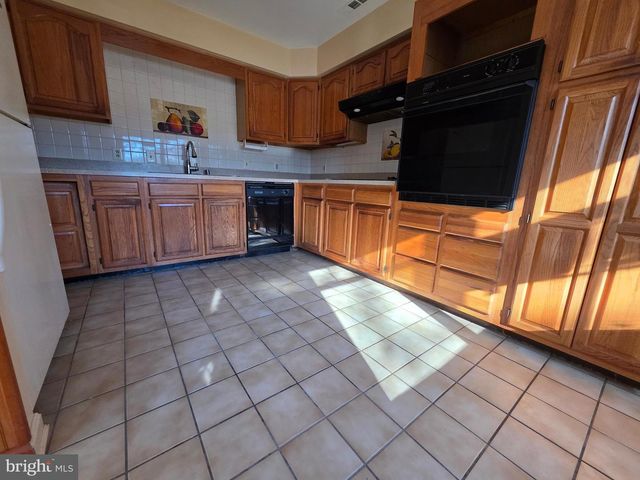 13229 CLIPPER CIR, Solomons, MD 20688