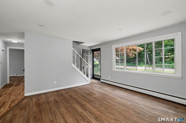 168 County Road, Torrington, CT 06790