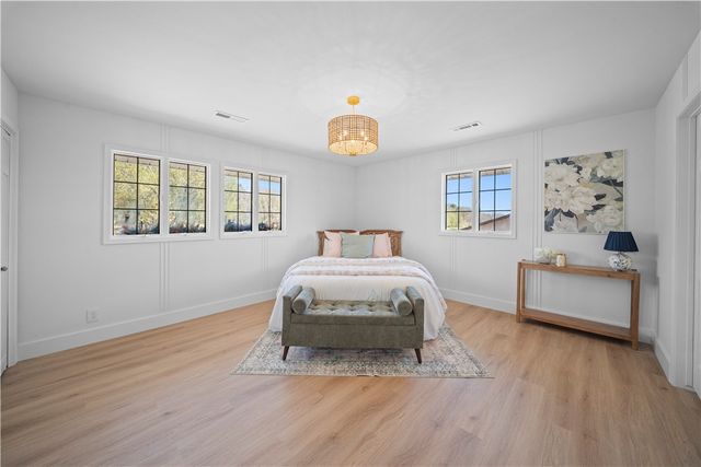 573 Reed Valley Road, Fayetteville, AR 72704