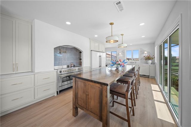 573 Reed Valley Road, Fayetteville, AR 72704