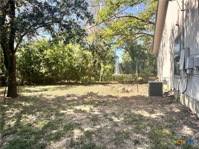 129 Riverside Drive, San Marcos, TX 78666