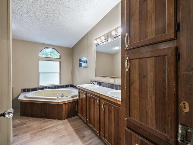 17070 SE 173RD TERRACE ROAD, Weirsdale, FL 32195