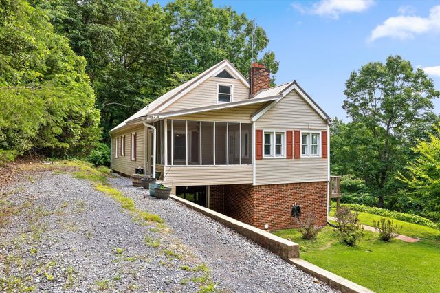 172 Whistle Trail, Dalton, GA 30720