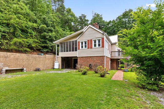 172 Whistle Trail, Dalton, GA 30720