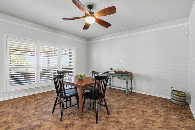 108 Agarita Ct, Boerne, TX 78006