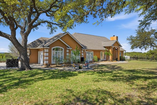 108 Agarita Ct, Boerne, TX 78006