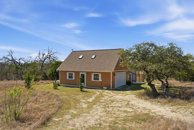 108 Agarita Ct, Boerne, TX 78006