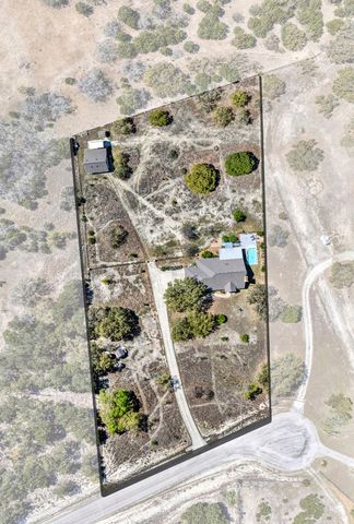 108 Agarita Ct, Boerne, TX 78006