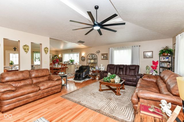 7430 English Avenue, Indianapolis, IN 46219