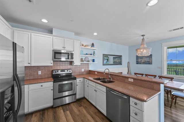 4241 Pointe West Drive 103, Galveston, TX 77554