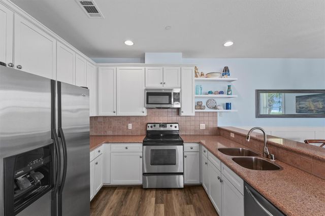 4241 Pointe West Drive 103, Galveston, TX 77554