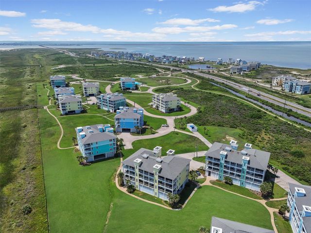4241 Pointe West Drive 103, Galveston, TX 77554