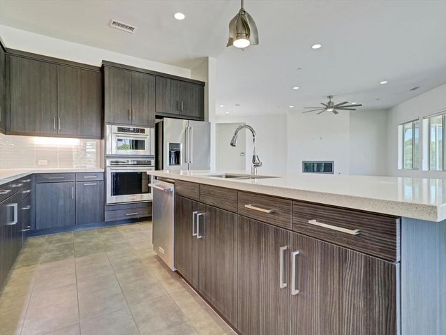 1702 Sienna Court, Palm Springs, CA 92262