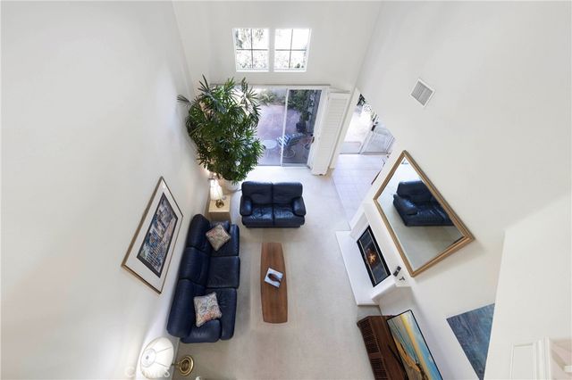 8 Longbourn Aisle, Irvine, CA 92603