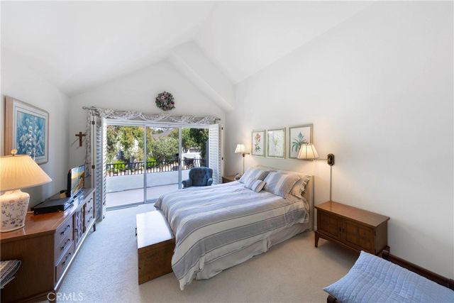 8 Longbourn Aisle, Irvine, CA 92603