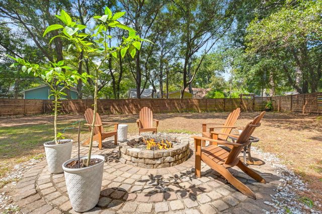 1047 Honeysuckle Lane, Charleston, SC 29412