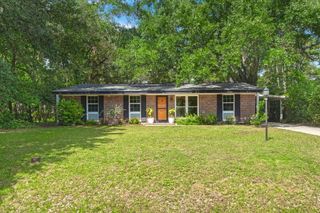 1047 Honeysuckle Lane, Charleston, SC 29412