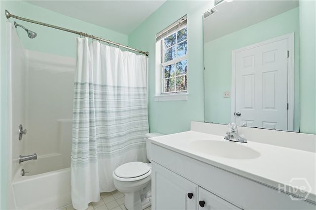 8 Larchmont Court, Savannah, GA 31419