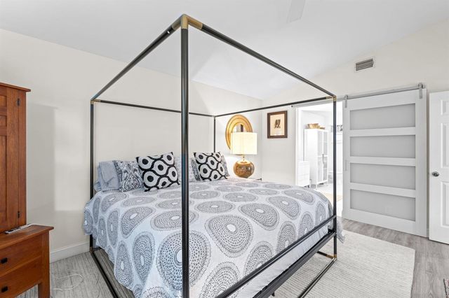 2474 Bedford Mews Drive, Wellington, FL 33414