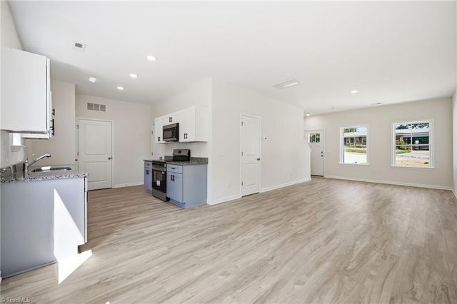 243 Hillcrest Road, Linwood, NC 27299