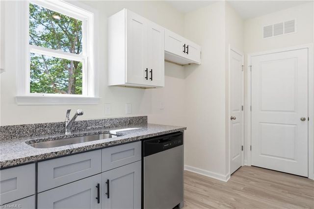 243 Hillcrest Road, Linwood, NC 27299